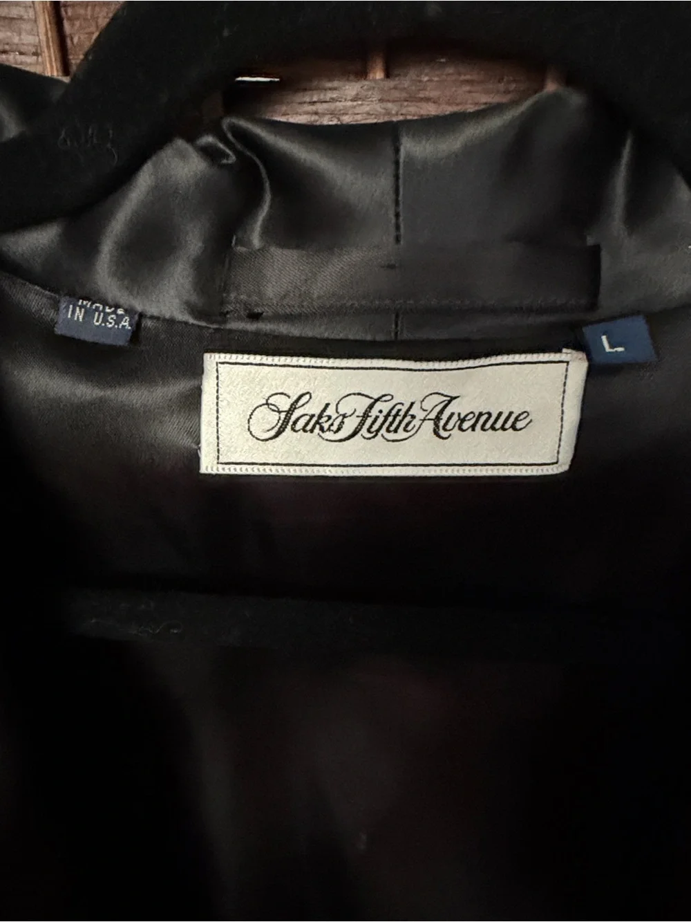 Saks Fifth Avenue Black Velvet Polka Dot Smoking Jacket Satin Collar theater